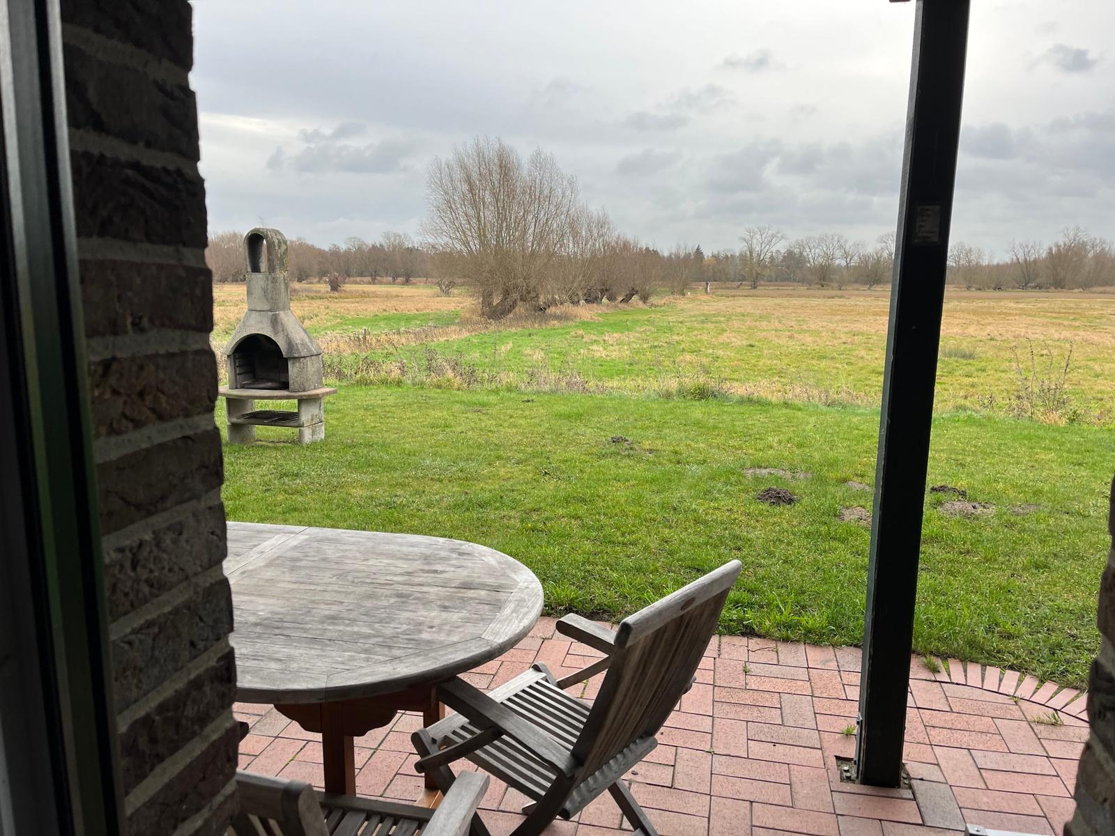 Terrasse mit Garten