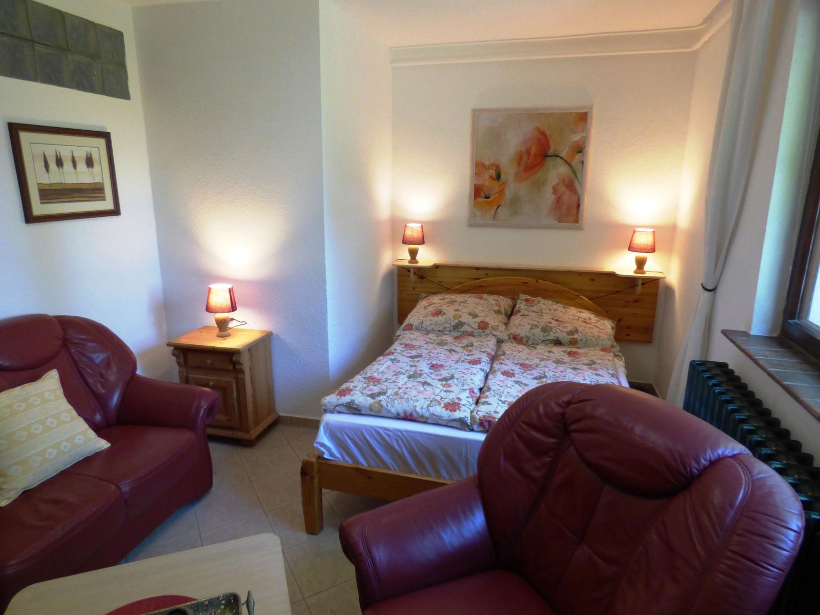 Wohn- Schlafzimmer