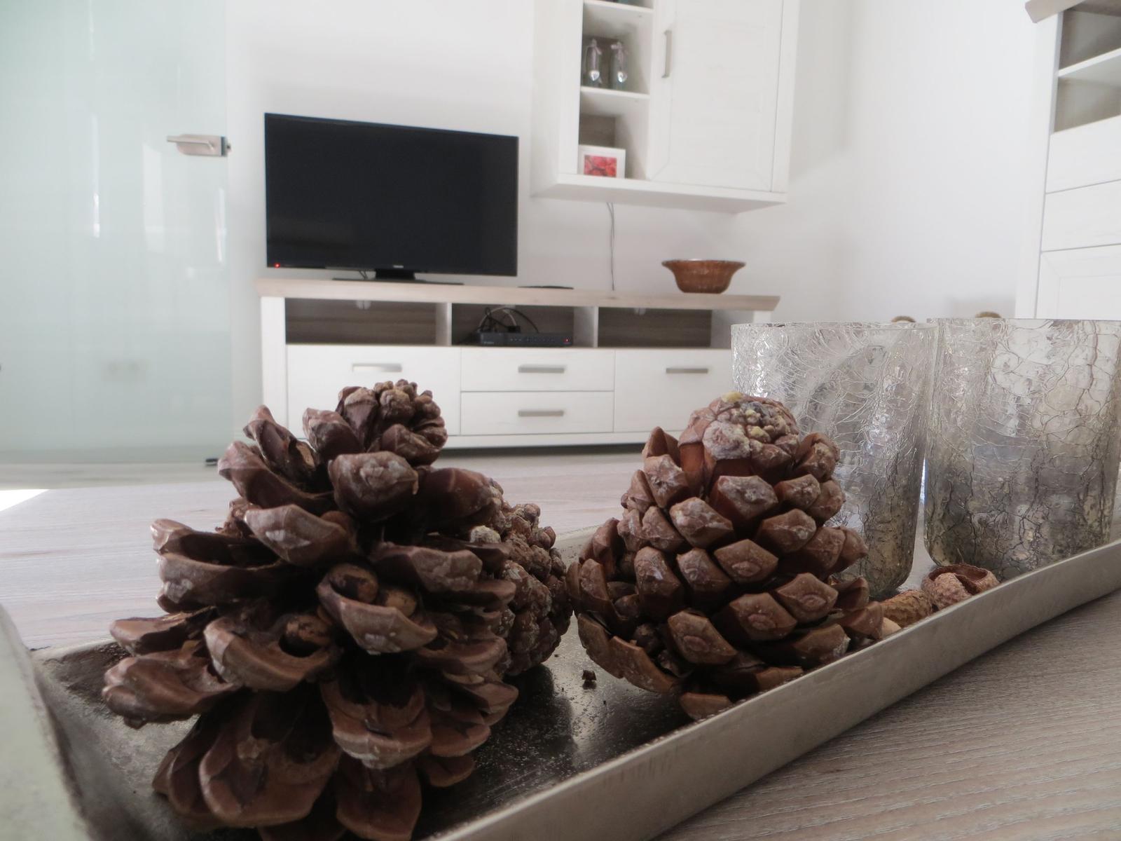 Wohnzimmer mit Fernseher