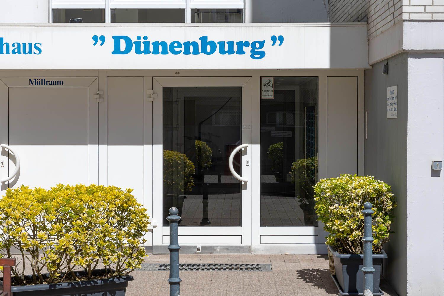 Eingang Haus Dünenburg Aufzug bis auf die Etage ist vorhanden.