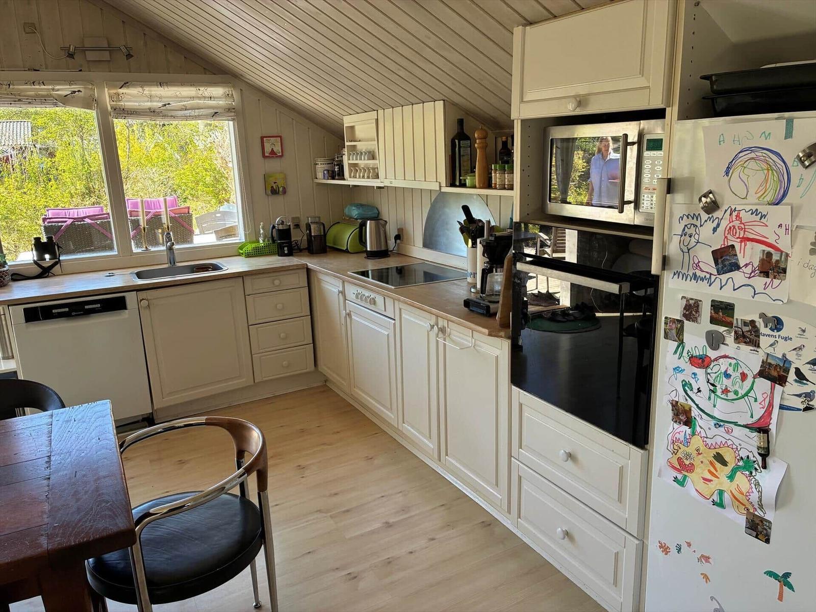 Kitchen/family room
