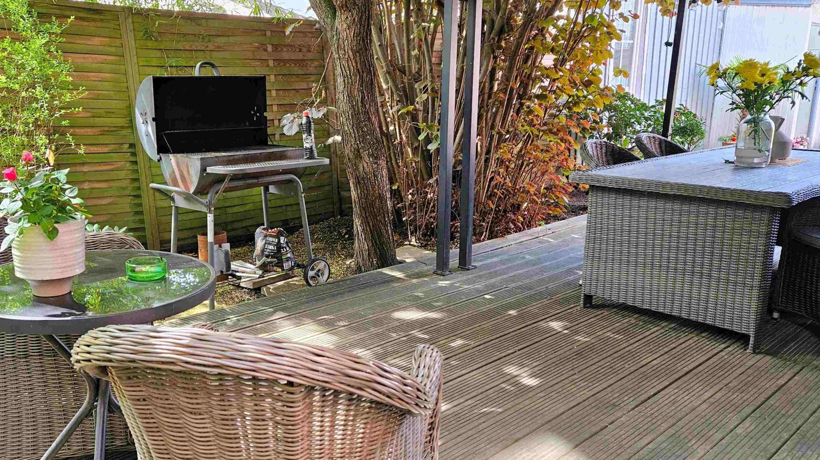 nach einem ereignisreichen Tag ist im Garten bei günstiger Witterung Relaxen oder Grillen angesagt