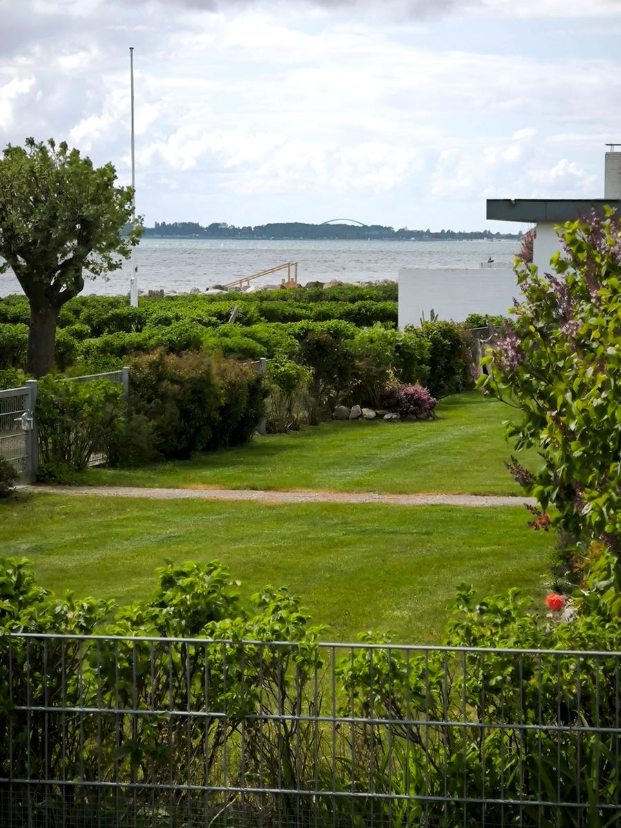 Südwestblick von der Terrasse auf die Ostsee