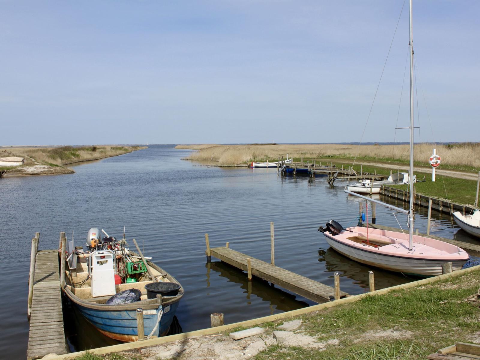 Hafen...