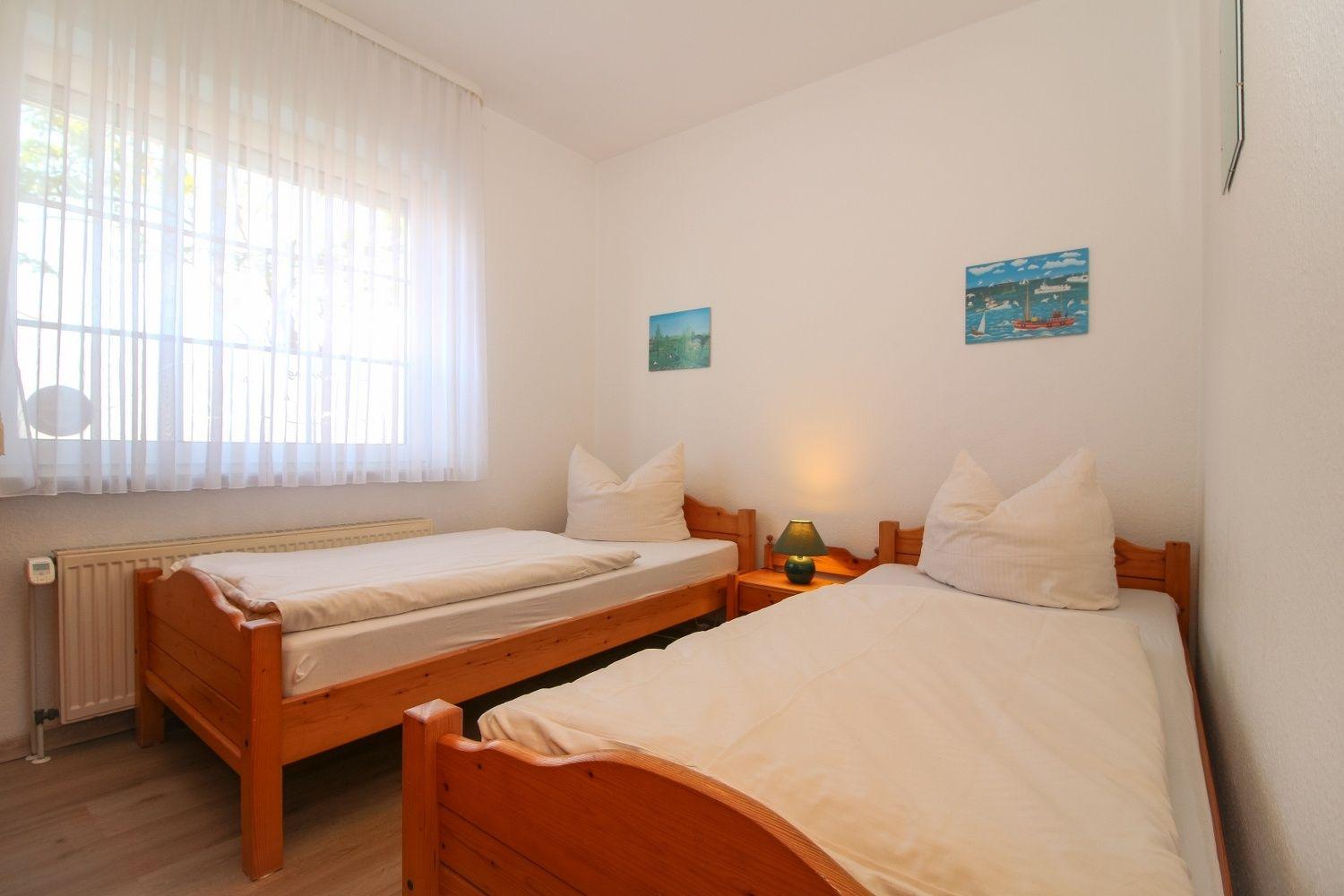 Schlafzimmer 2