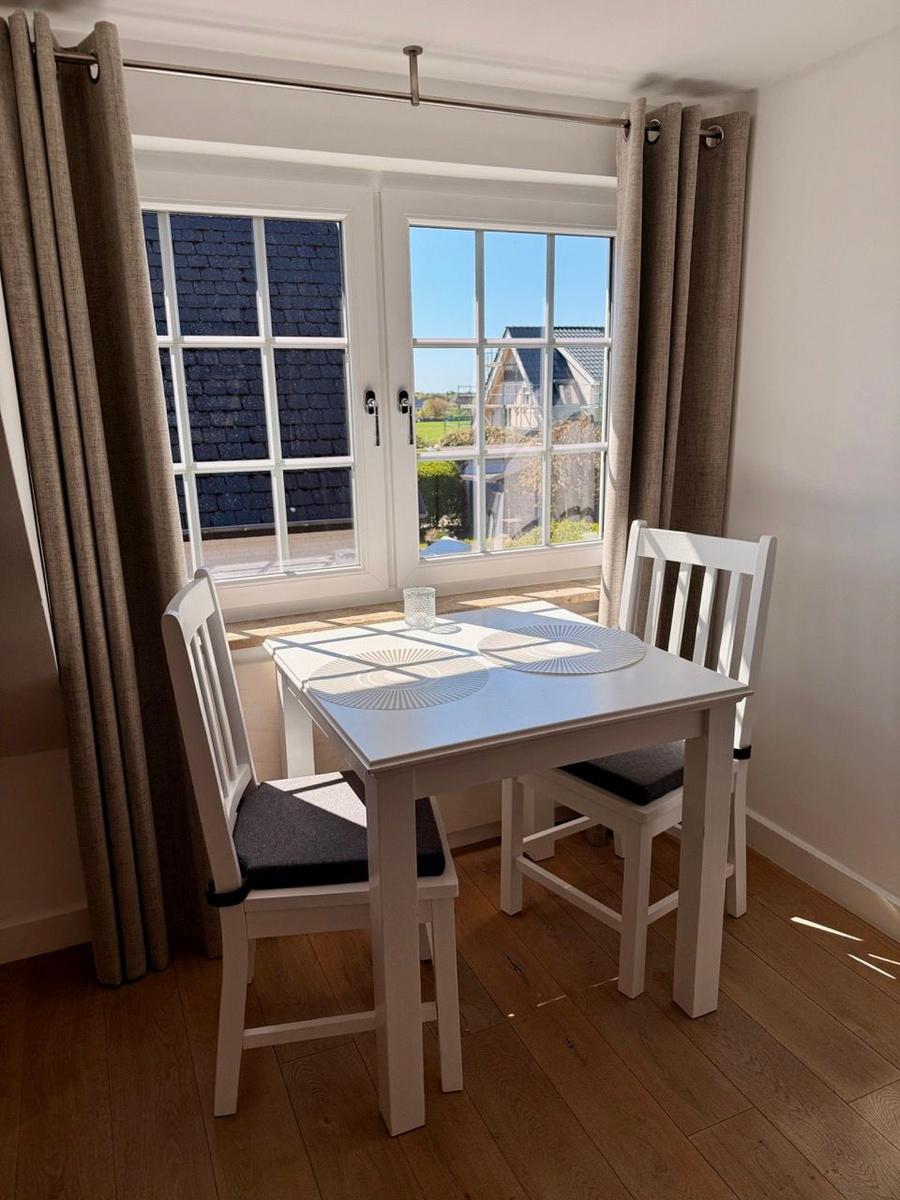 sonniger Sitzplatz im Schlafzimmer, dichte Verdunklungsvorhänge