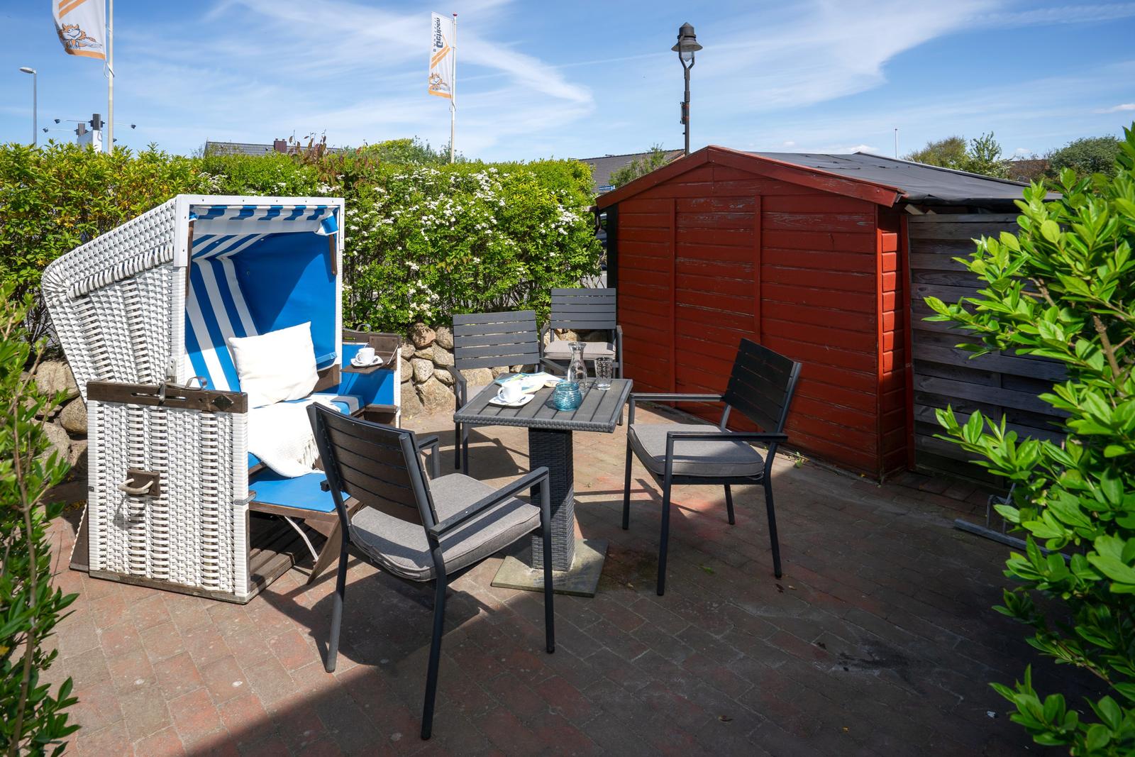 Terrasse samt Strandkorb (saisonbedingt)