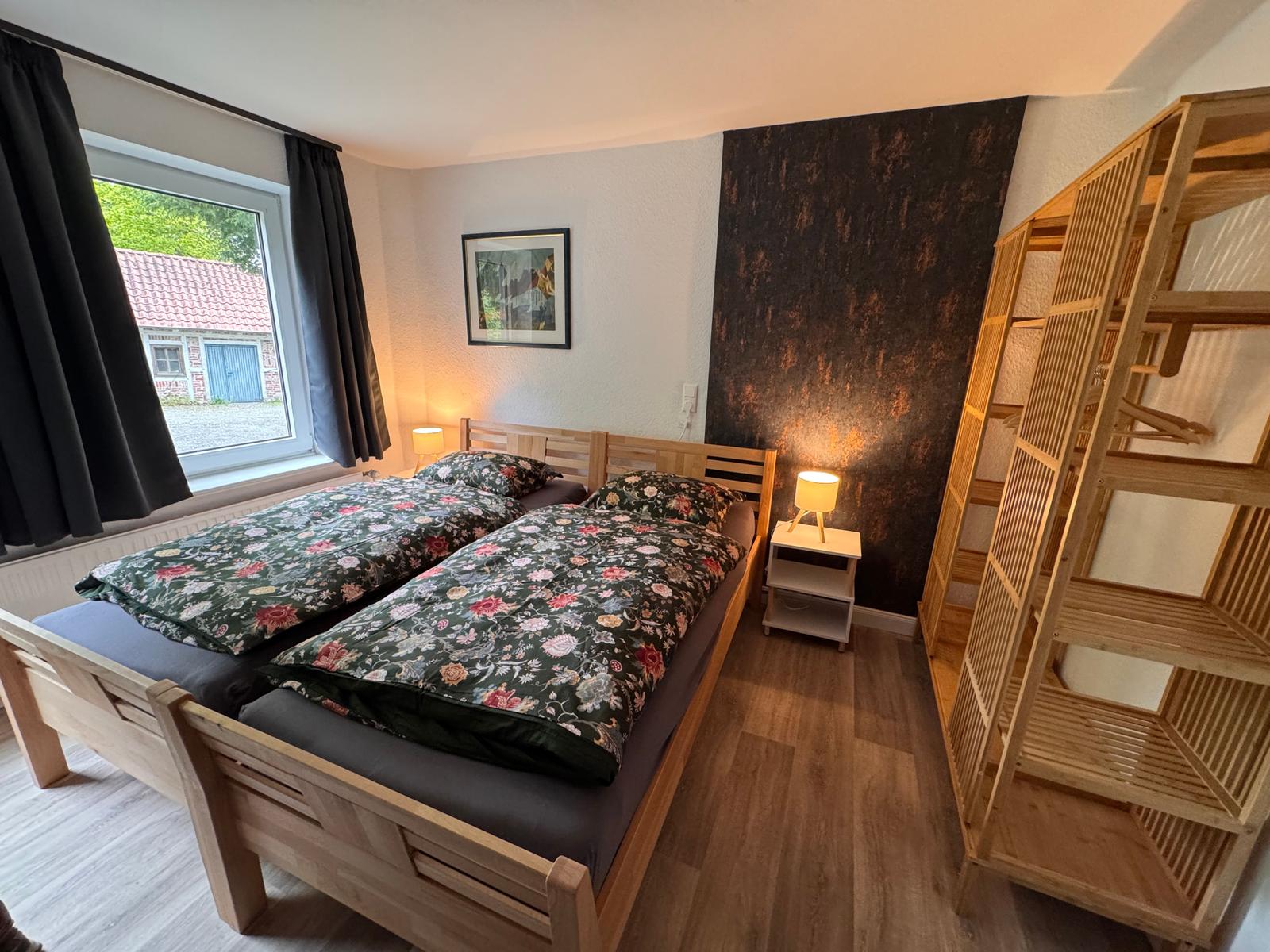 Schlafzimmer (3)
