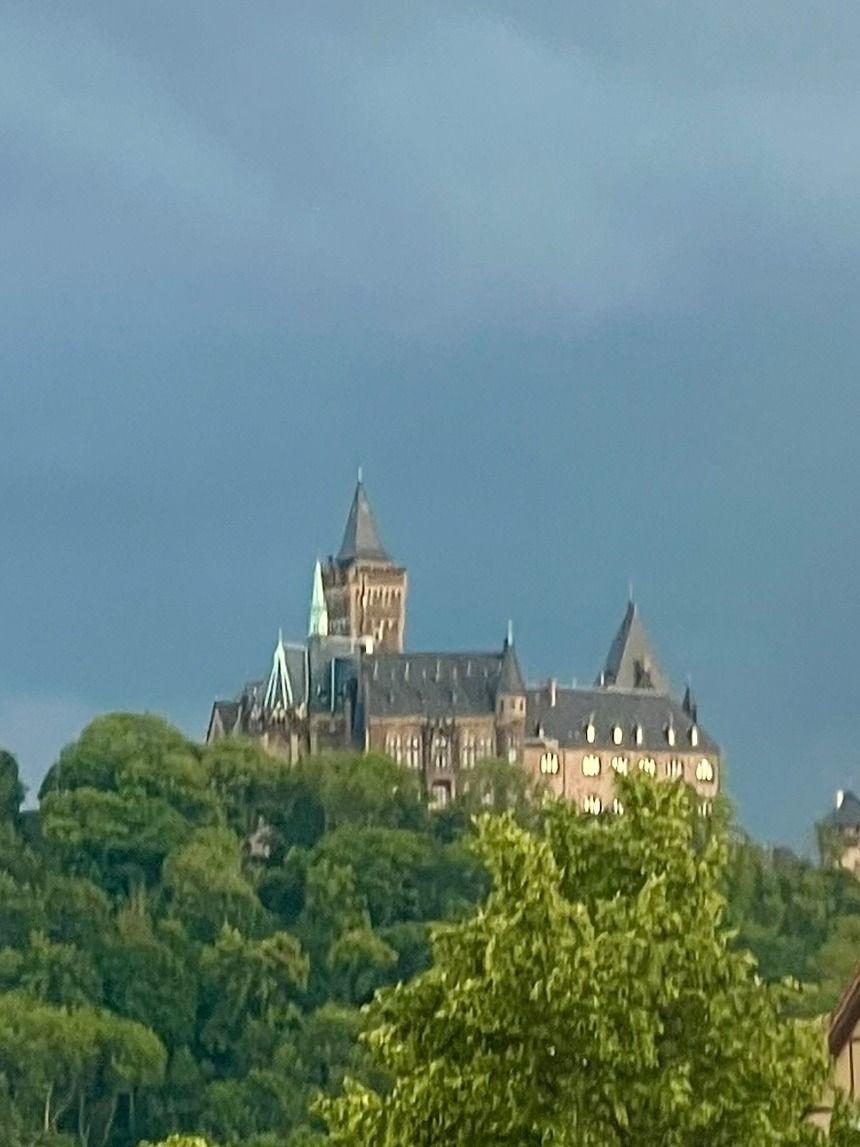 Das Schloss ist nur wenige Minuten zu Fuß entfernt!