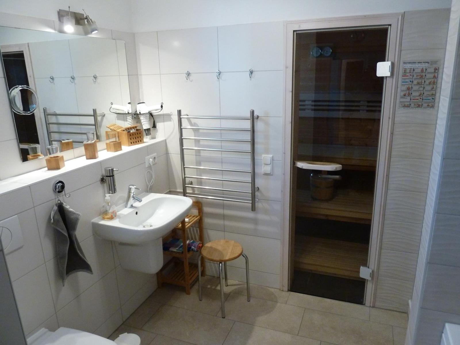 Bad mit Sauna