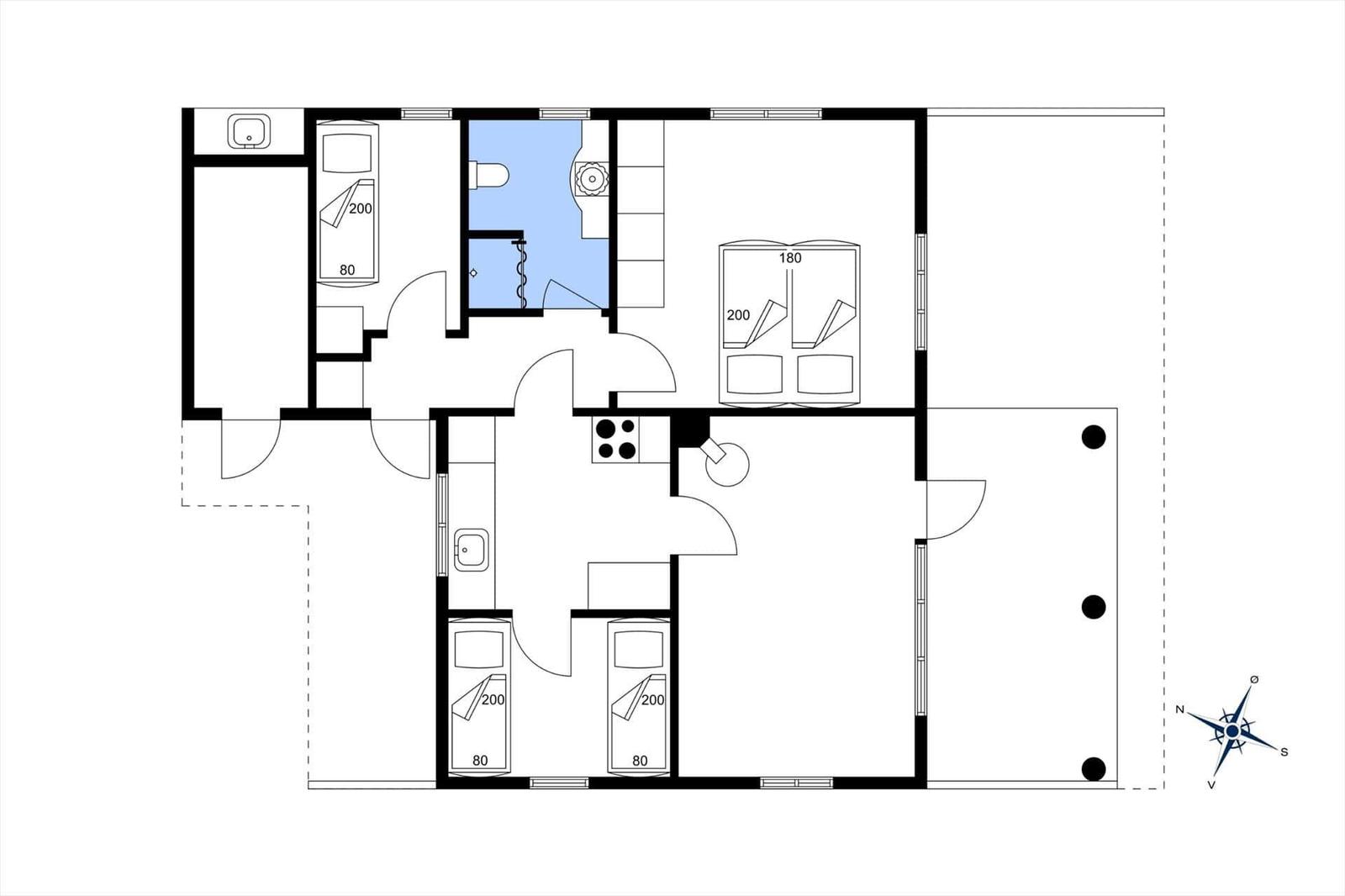 Wohnung mit drei Schlafzimmern, Küche und Bad. Raumverteilung mit Maßangaben.