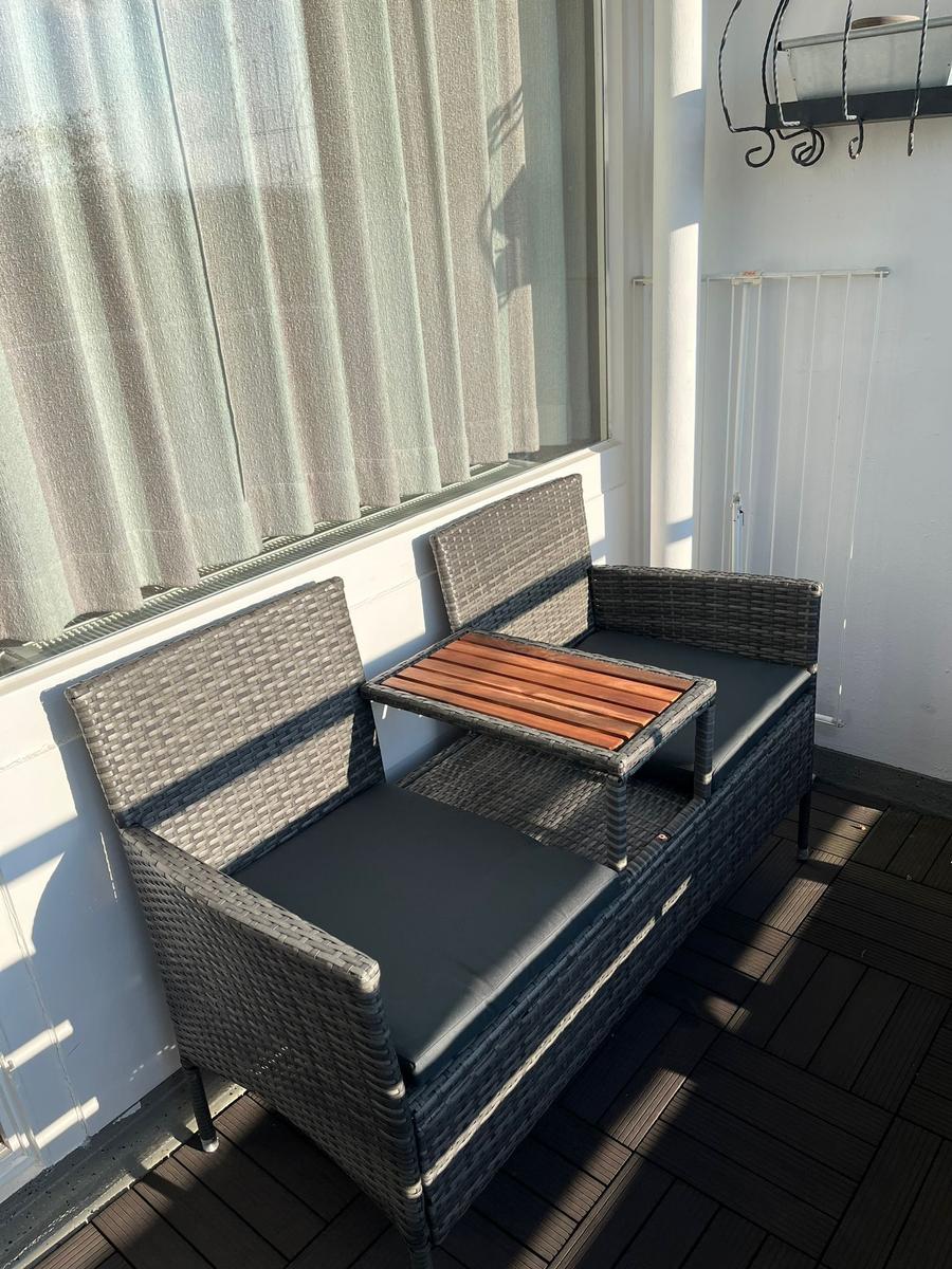 Der schöne Platz auf dem Balkon mit direktem Blick in den Harz