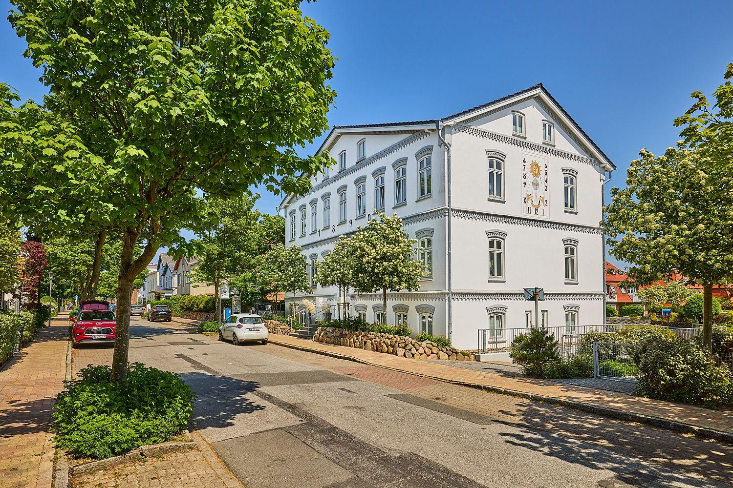 Villa Fronansicht