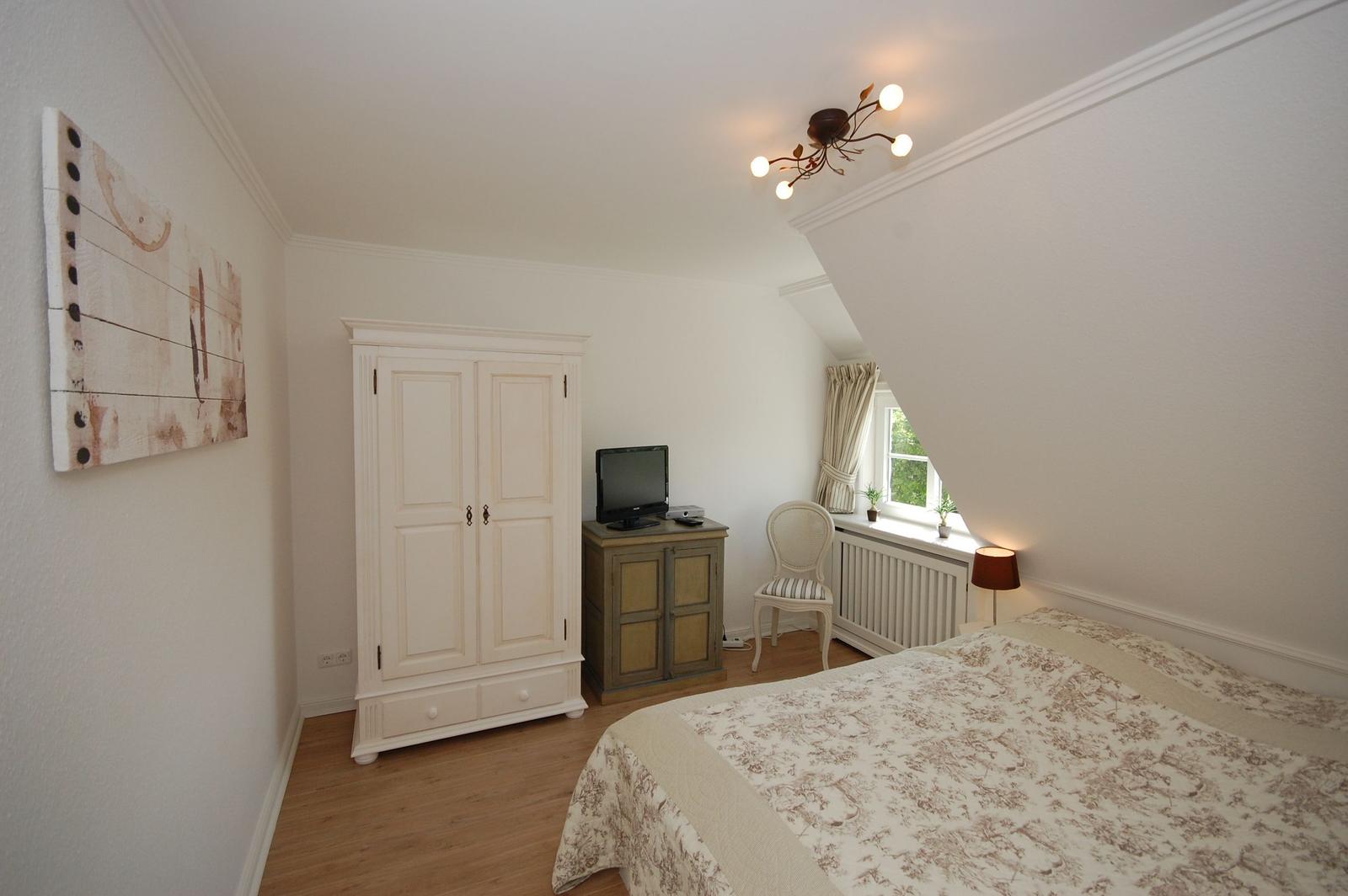 Schlafzimmer 1 OG