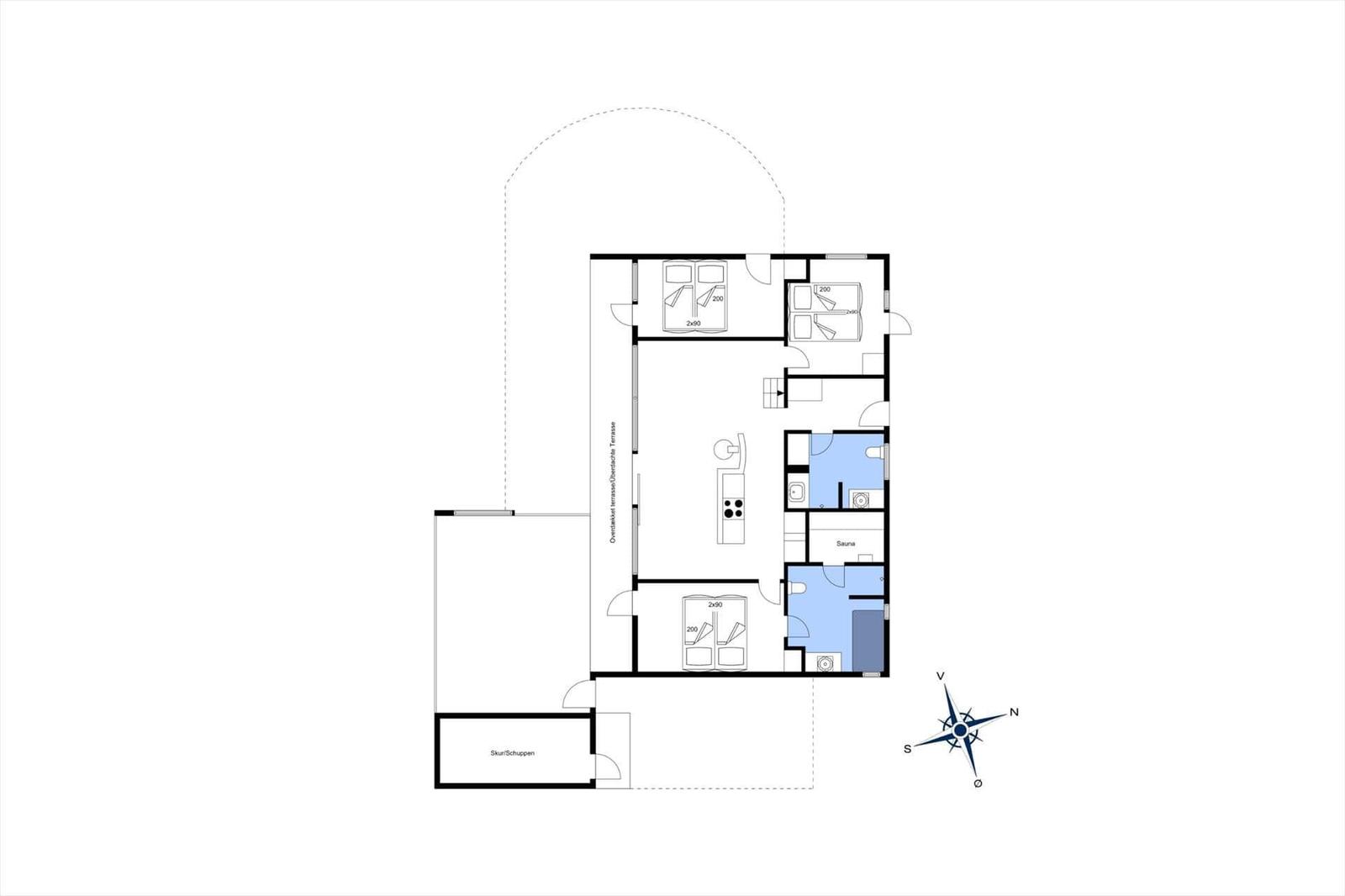 Apartment with three bedrooms, sauna, and covered terrace.