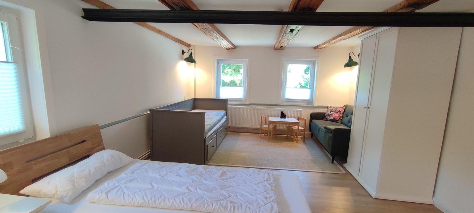 Schlafzimmer 3