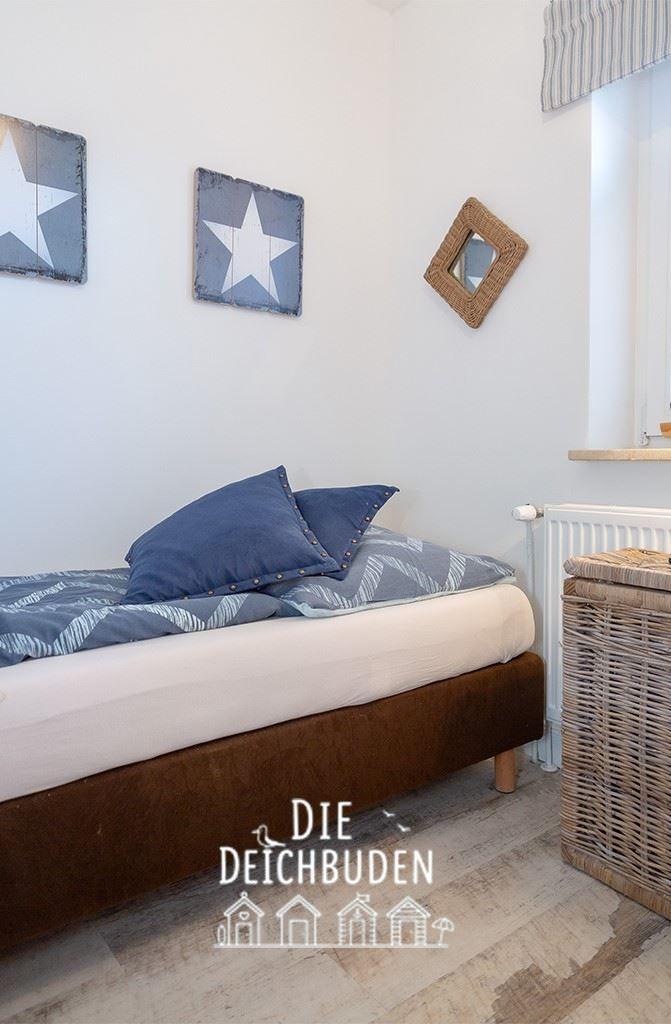 Schlafzimmer 2...