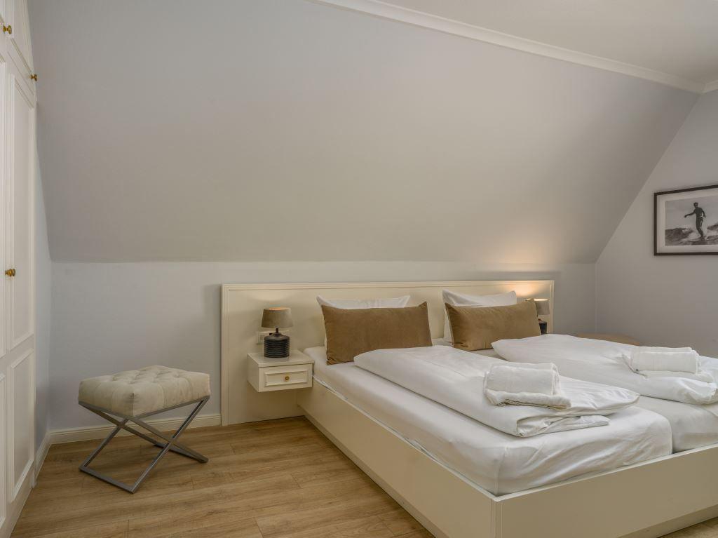 1. Schlafzimmer