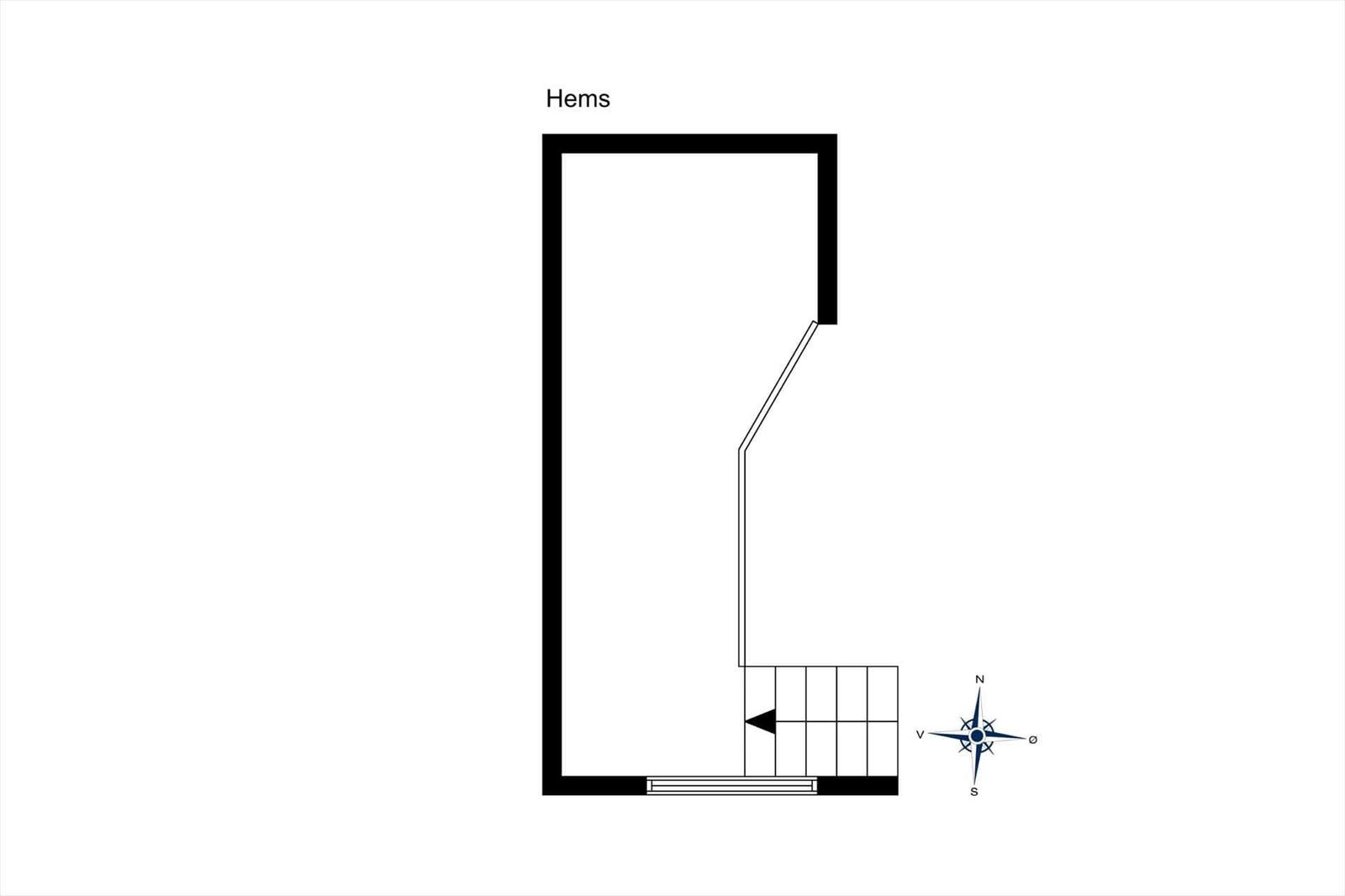 Hems, floor plan with stairs and compass