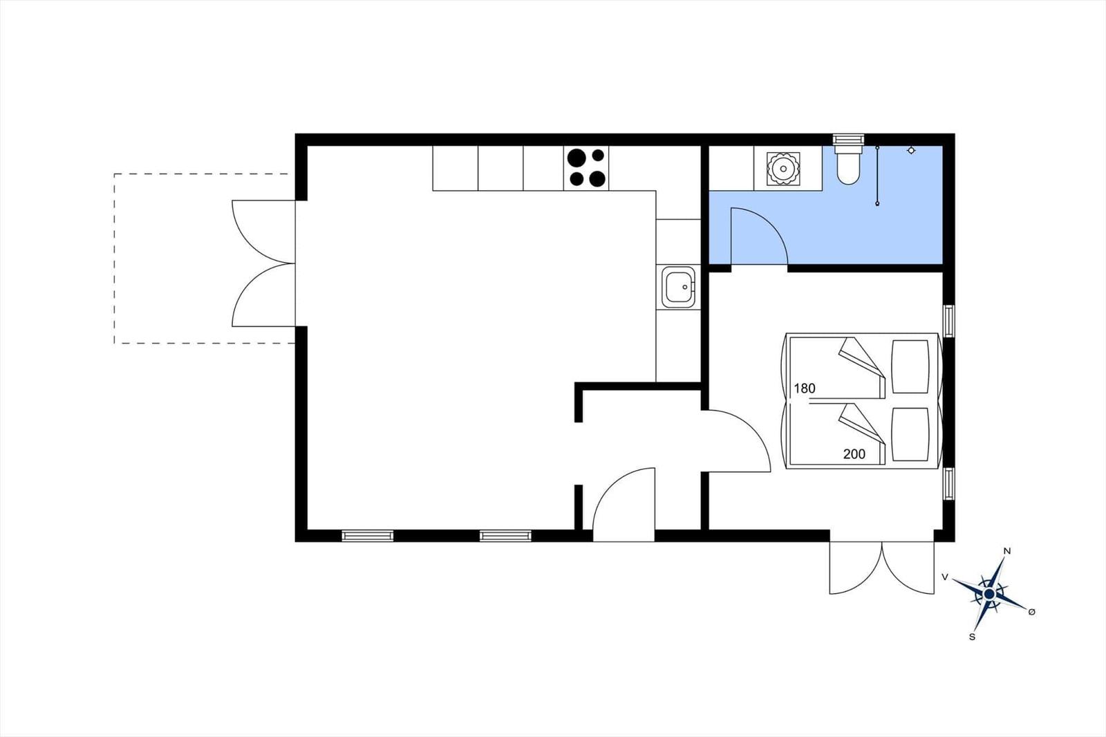 Apartment with kitchen, bathroom, and bedroom. Hallway with doors and compass.