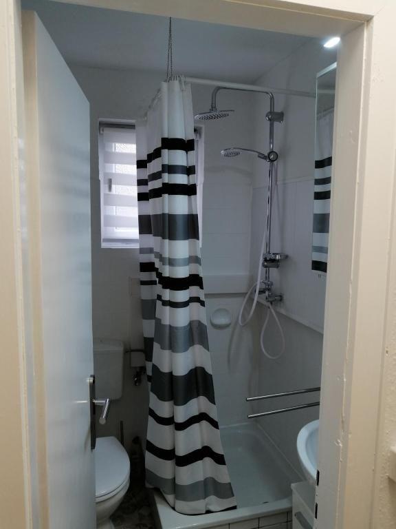 FEWO Kliff Watt Nr. 4, Hamburgerstr. 30, 27476 Cuxhaven Sahlenburg, Badezimmer