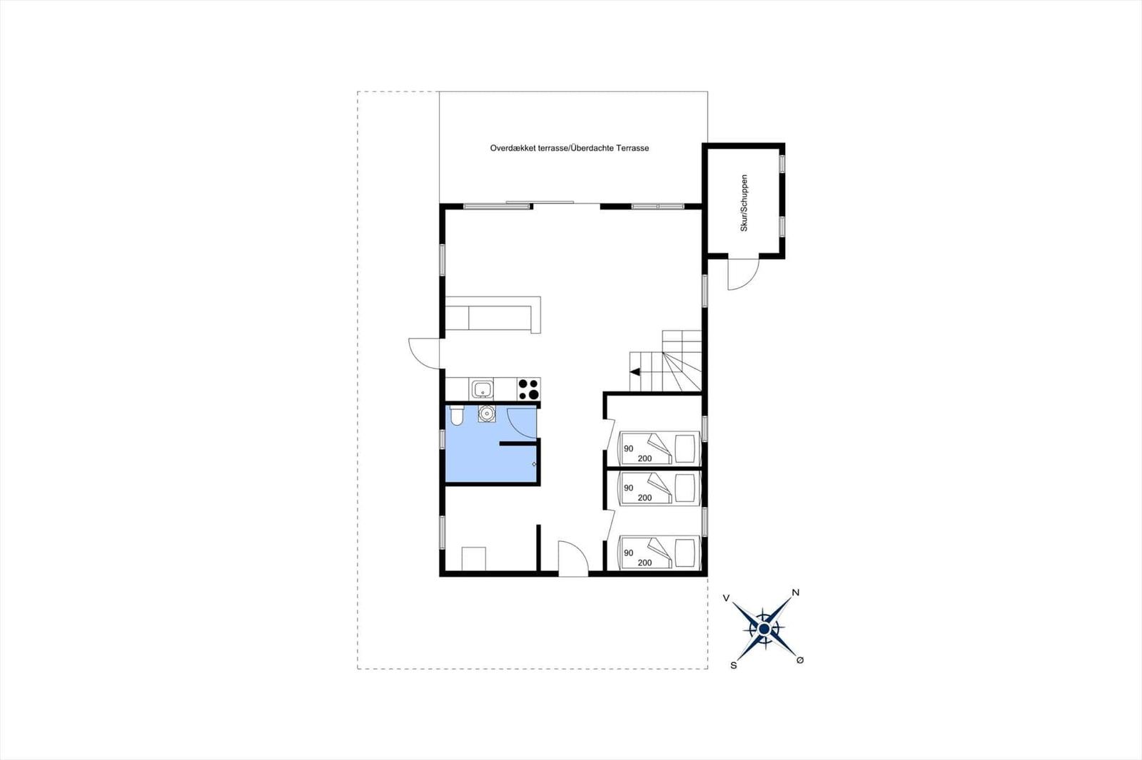Wohnung mit drei Schlafzimmern, Küche, Bad und überdachter Terrasse.