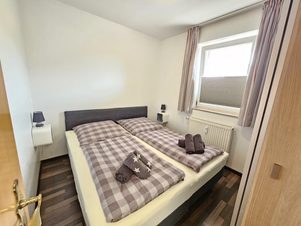 Schlafraum 1 mit Doppelbett