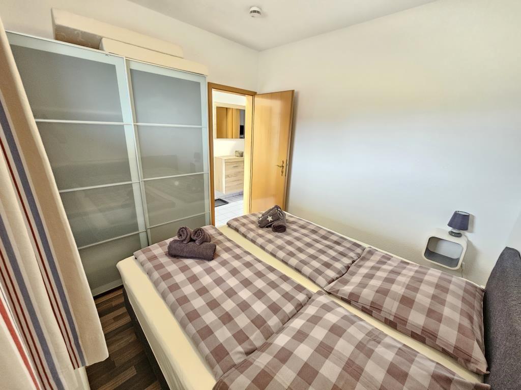 Schlafraum 1 mit Doppelbett