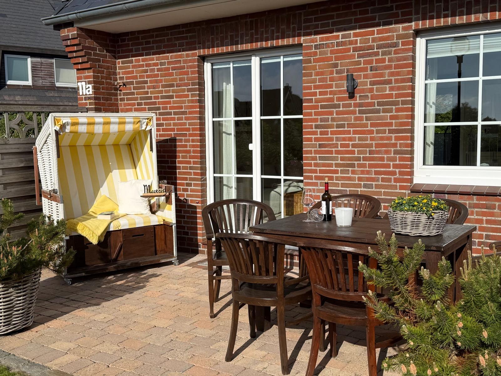 vordere Terrasse - Westseite