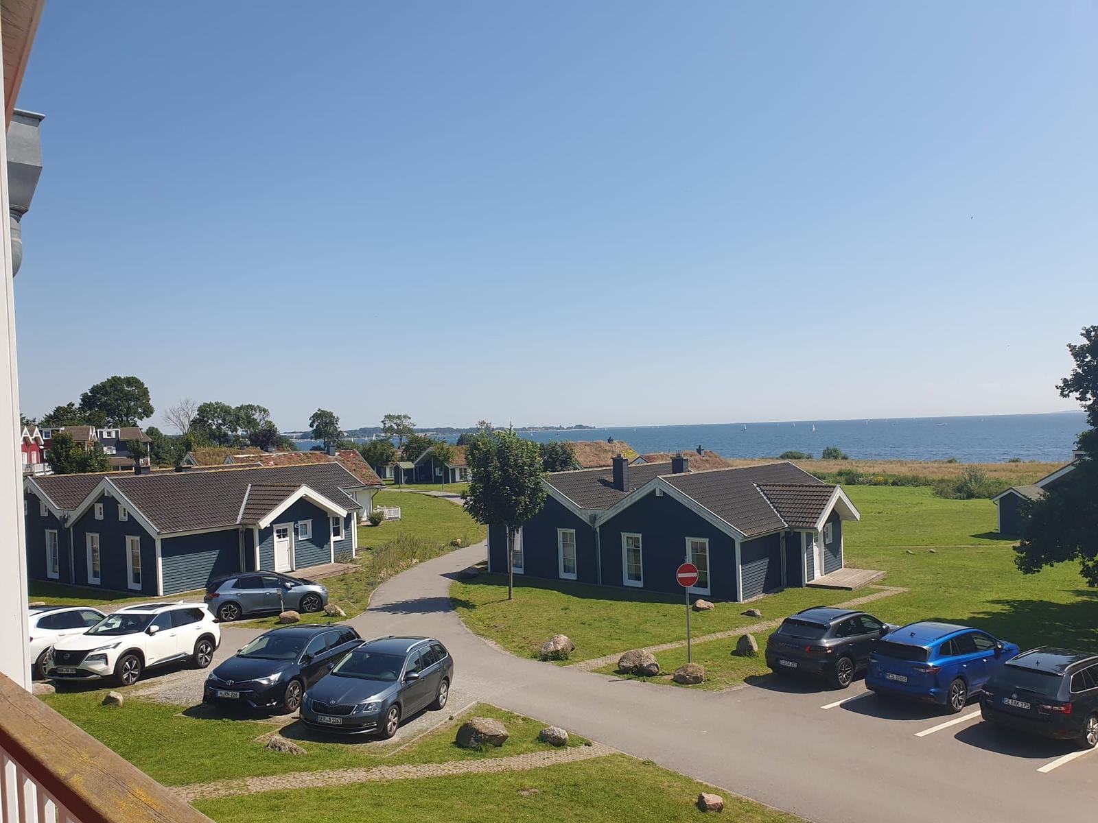 Zimmer mit Blick auf den Strand und die See