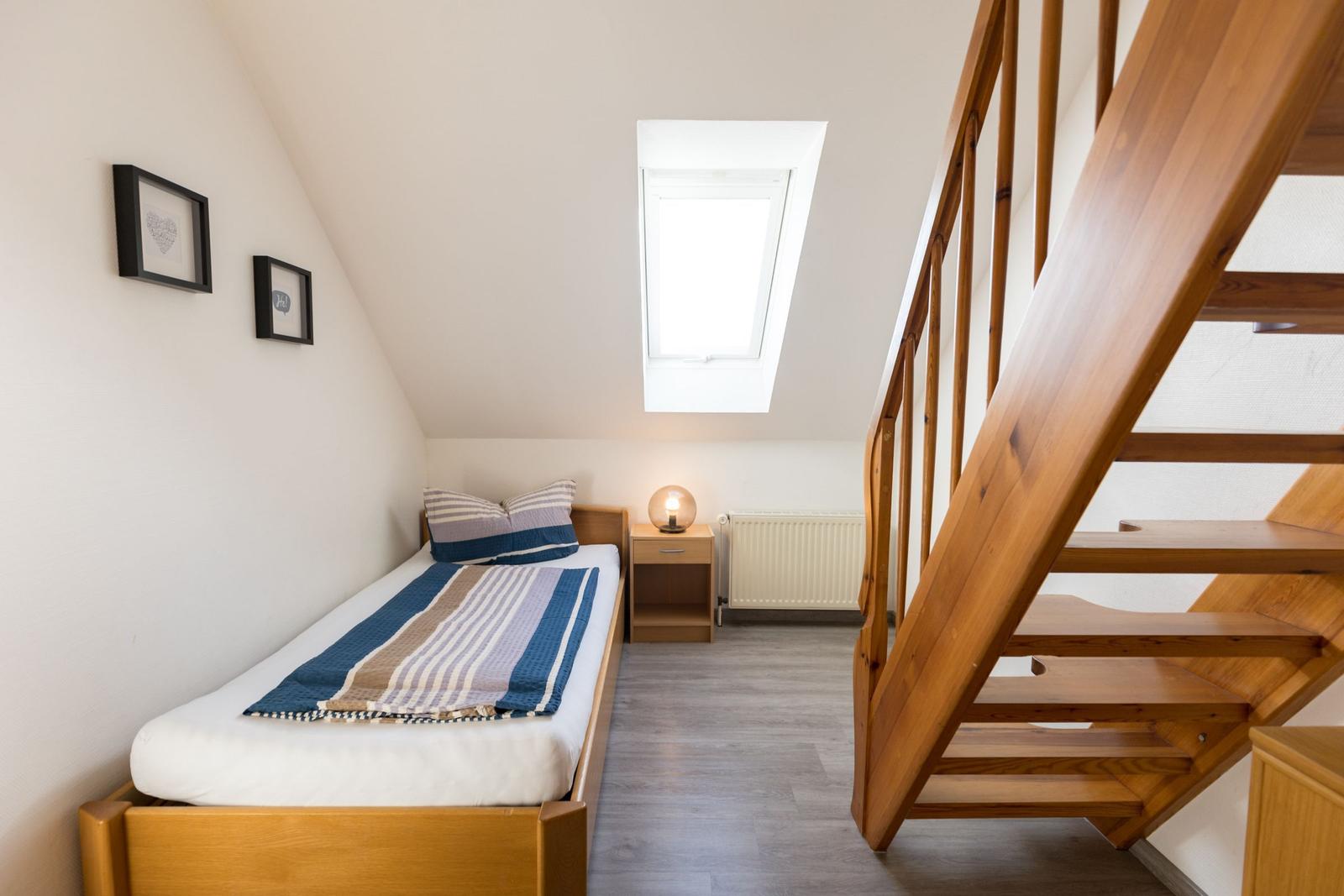 Schlafzimmer 2