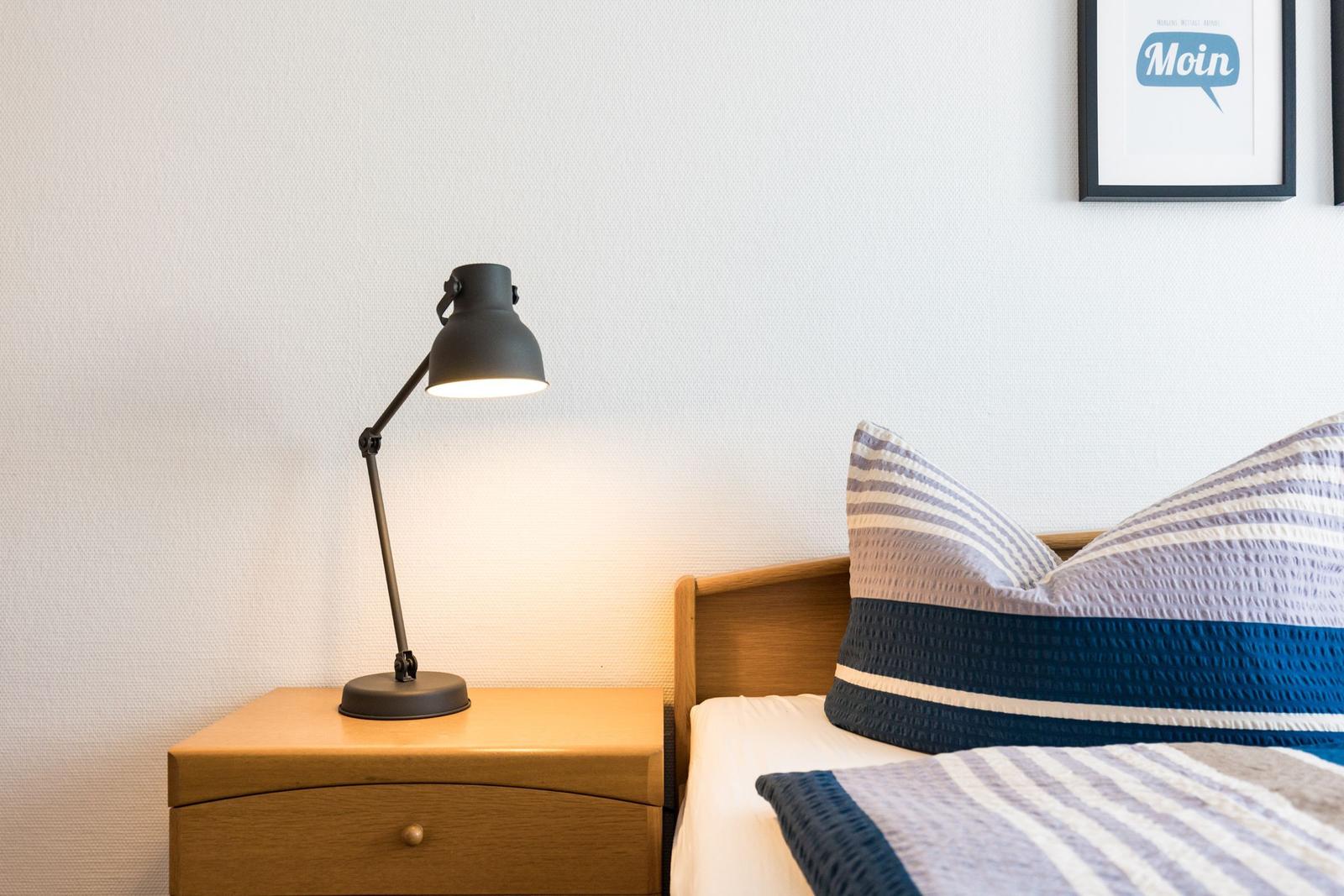 Schlafzimmer 1