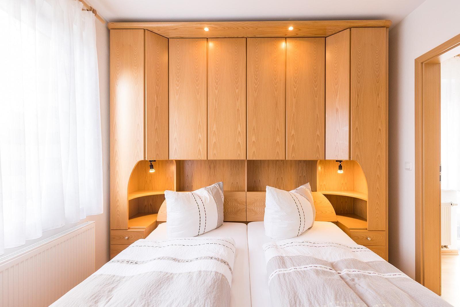 Schlafzimmer 2