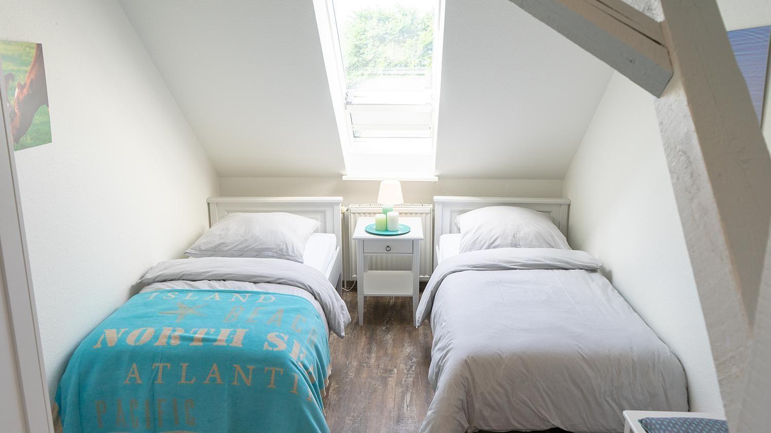 Schlafzimmer 2