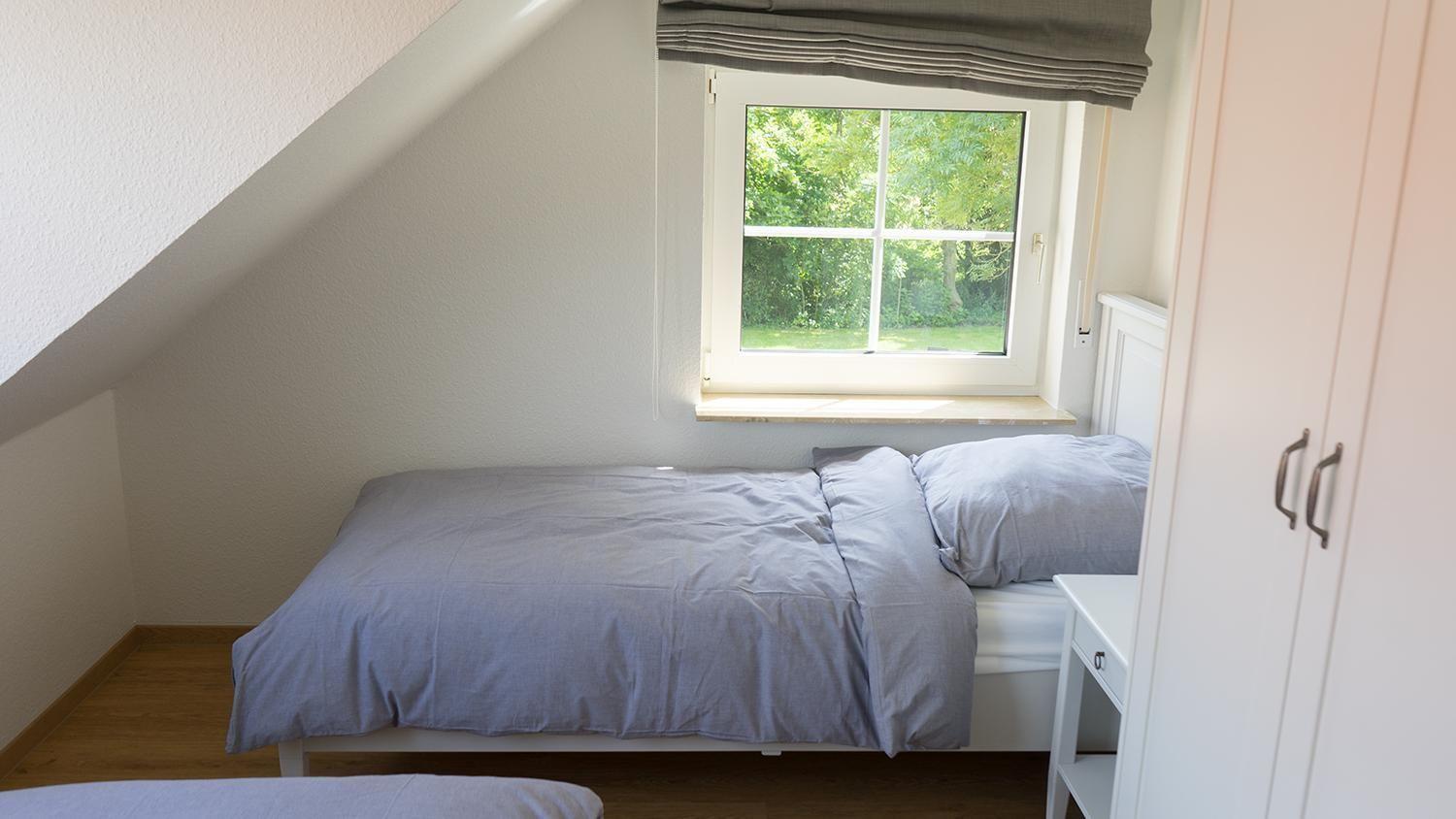 Schlafzimmer 2