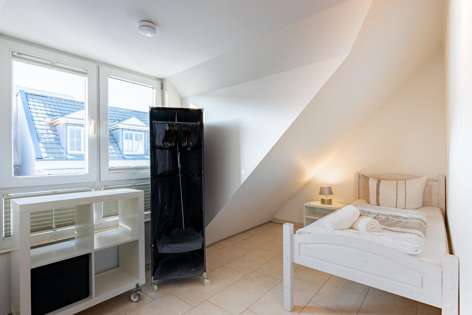 Schlafzimmer 2