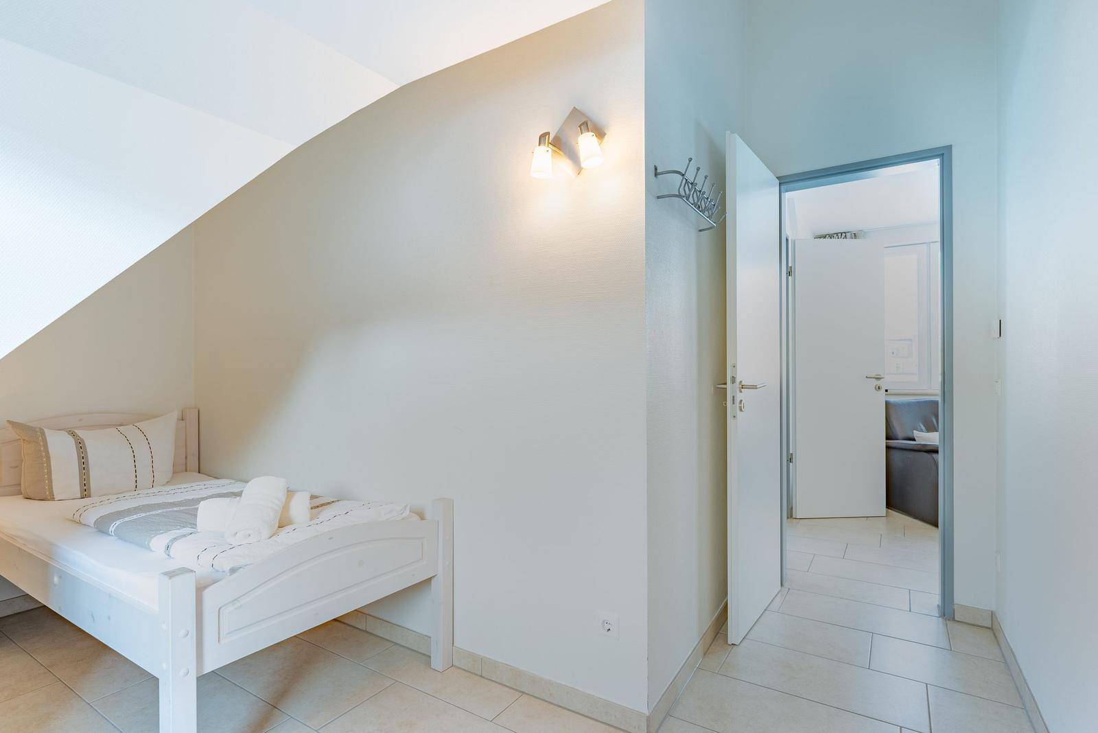 Schlafzimmer 2
