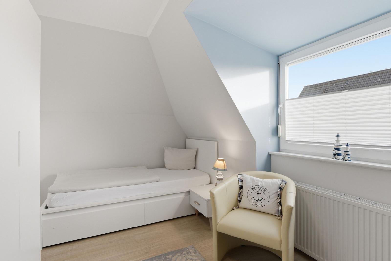 Schlafzimmer 2