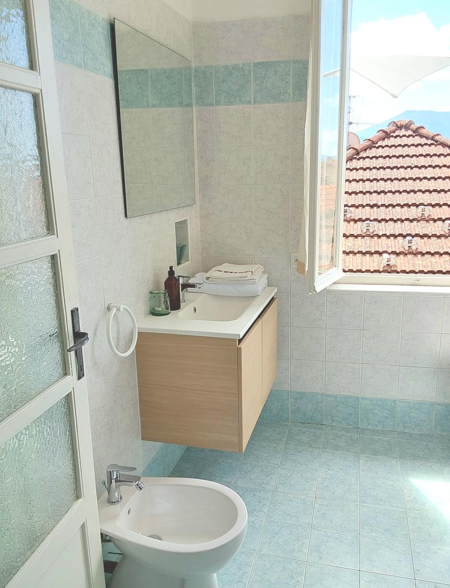 twin bedroom