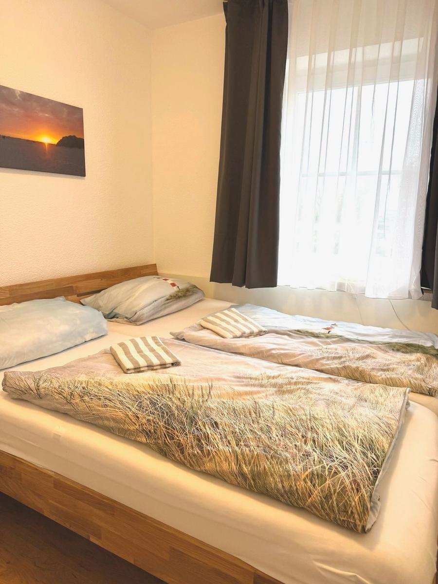 Komfortables 180x200-Doppelbett