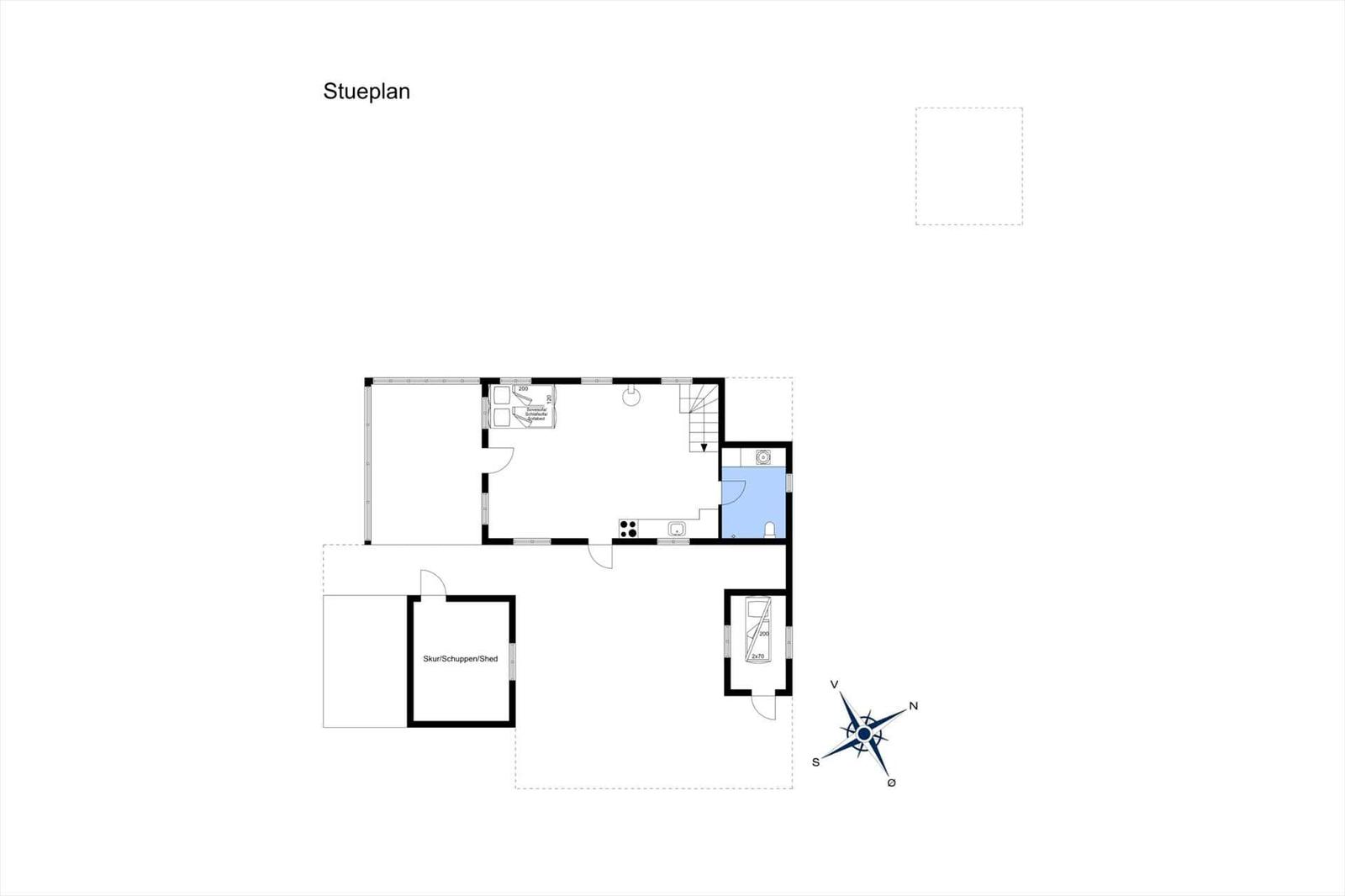 Floor plan shows living area, kitchen, bathroom, and shed with orientation.
