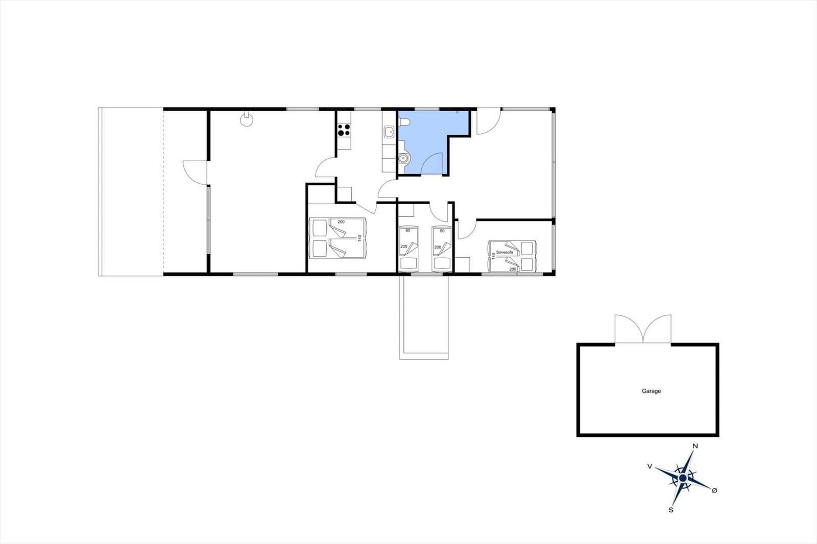 Dieses Grundrissbild zeigt eine Wohnung mit Küche, Bad, Schlafzimmer und Garage.