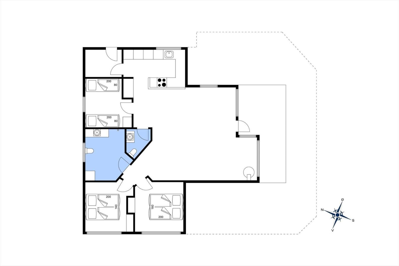 Wohnung mit drei Schlafzimmern, Küche und Bad. Grundriss mit Orientierung.