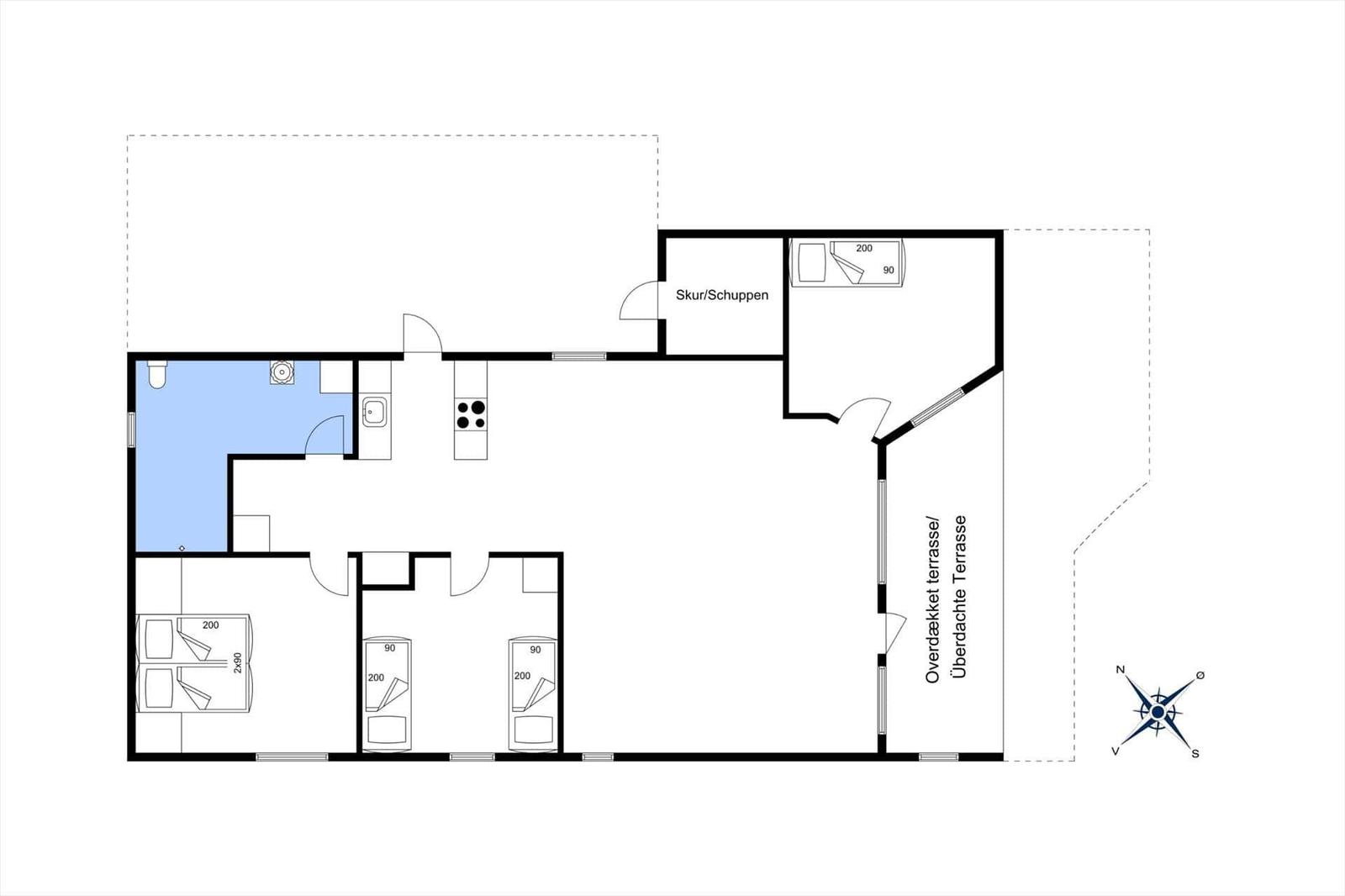 Wohnung mit drei Schlafzimmern, Küche und überdachter Terrasse.