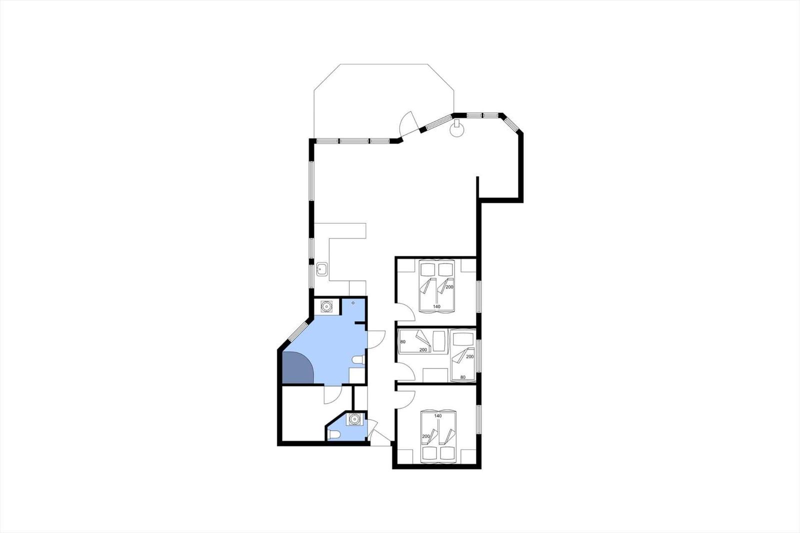 Apartment with three bedrooms, bathroom, and kitchen. Hallway leads to all rooms.