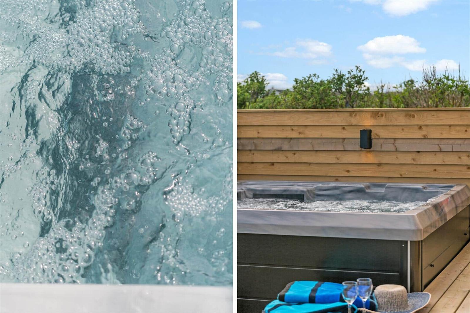 Ein Whirlpool mit sprudelndem Wasser und eine Außenaufnahme mit Holzumrandung und Getränke.