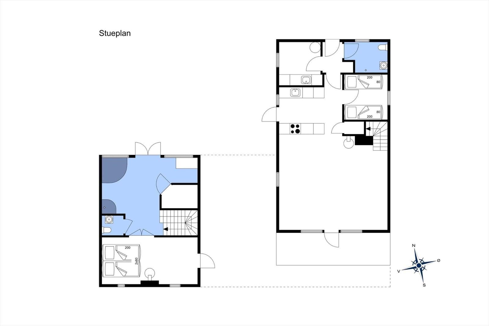 Funktionaler Grundriss mit Küche, Schlafzimmer und Bad. Treppenhaus für Obergeschoss.