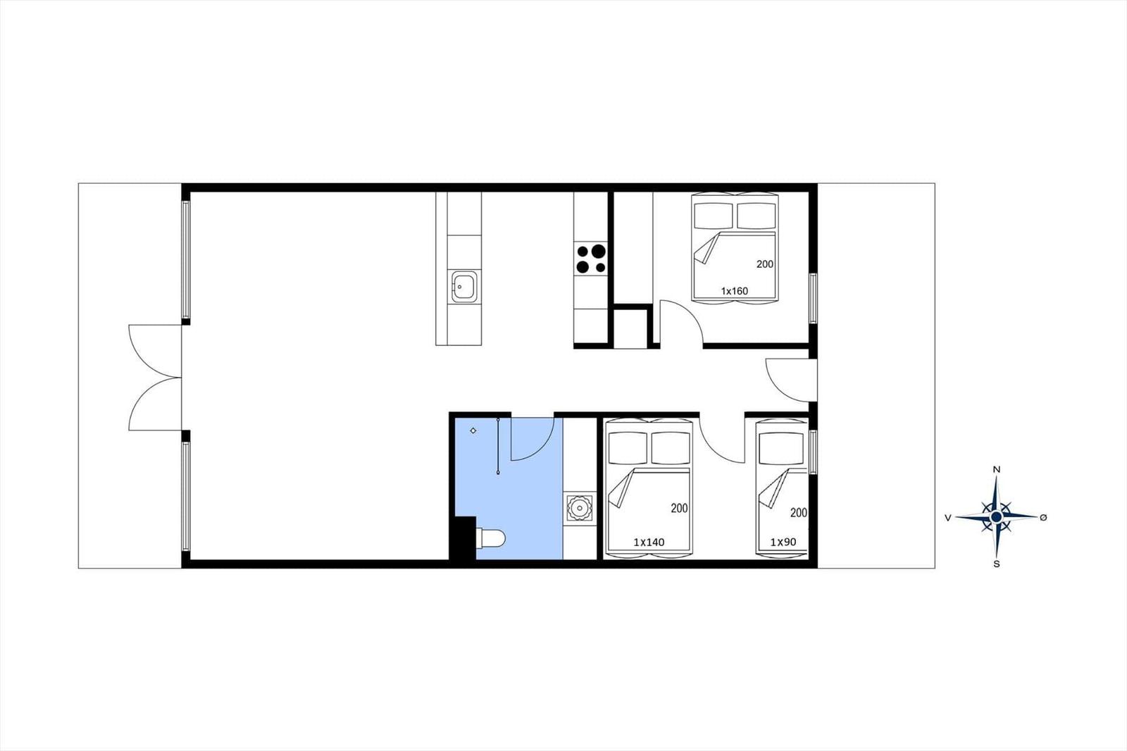 Wohnung mit drei Schlafzimmern, Küche und Bad. Raumübersicht mit Maßen.