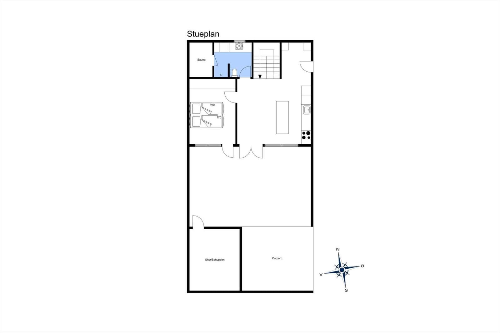 Floor plan shows sauna, bedrooms, kitchen, and carport with compass.