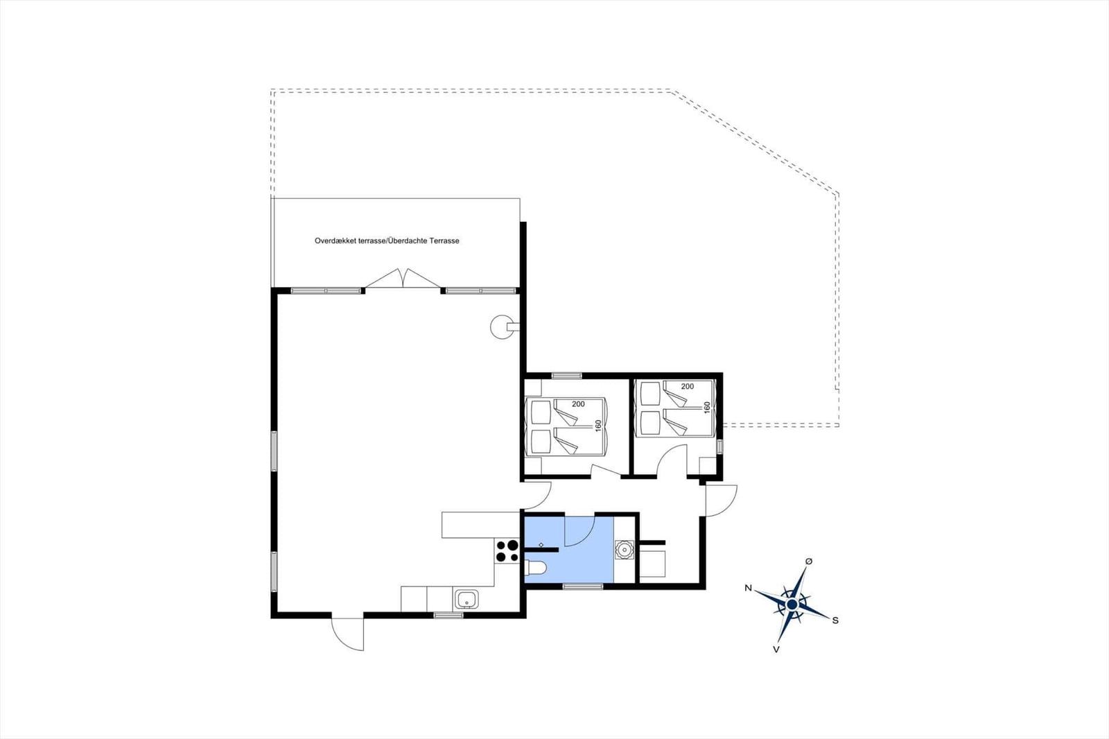 Überdachte Terrasse, zwei Schlafzimmer, Küche und Bad mit Dusche.